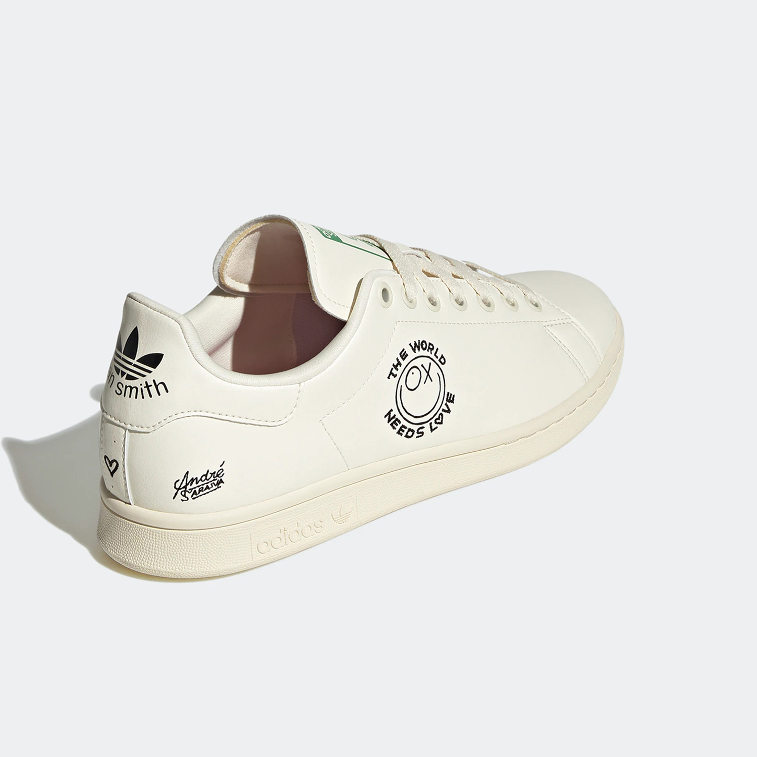 حذاء رياضي أصلي من أديداس STAN - مراجعة Adidas Shoes Superstar وسعره