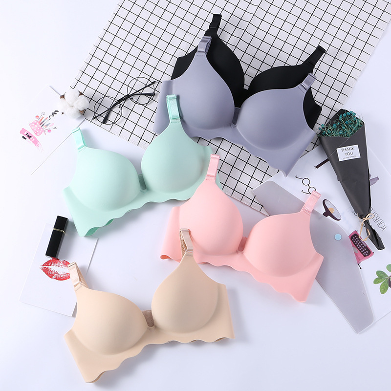 حمالة صدر نسائية قابلة للفصل ب - مراجعة Sleep Bra Bralette وسعره