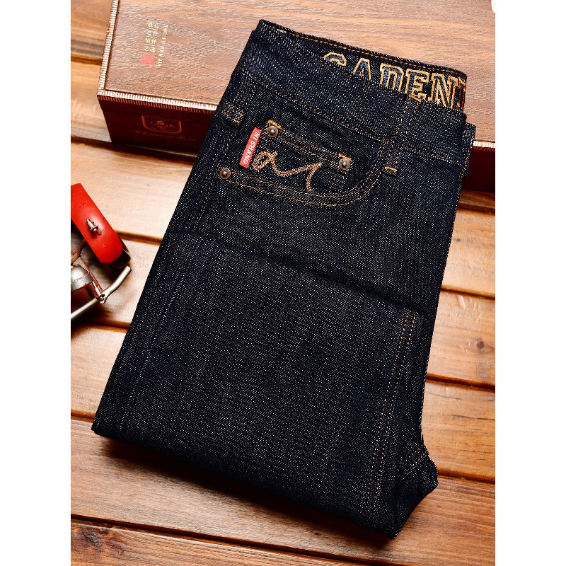 جينز أزرق داكن للرجال موضة خري - مراجعة Levis Jeans 501 وسعره