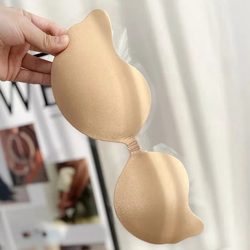 أغطية حلمات الثدي اللاصقة القا - مراجعة Push Up Bra Silicone وسعره